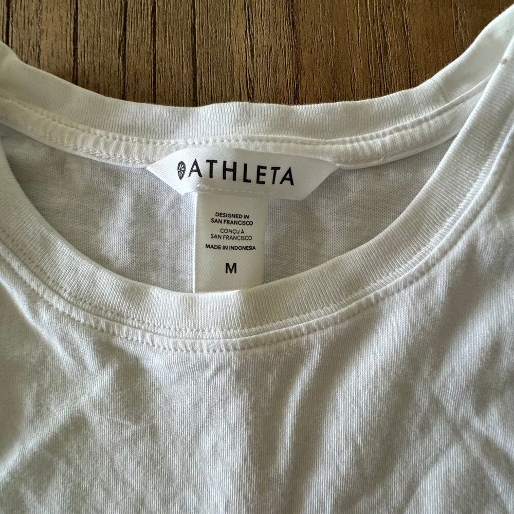 Athleta Women's Cropped Muscle Tank - Size M - Picture 2 of 4
